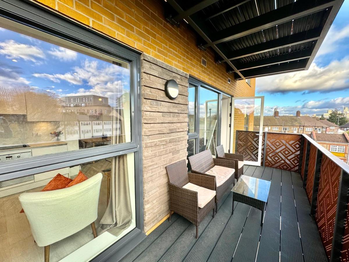3Bedroom, 2Bathroom, Balcony,Luxury Flat Westfield London Bagian luar foto