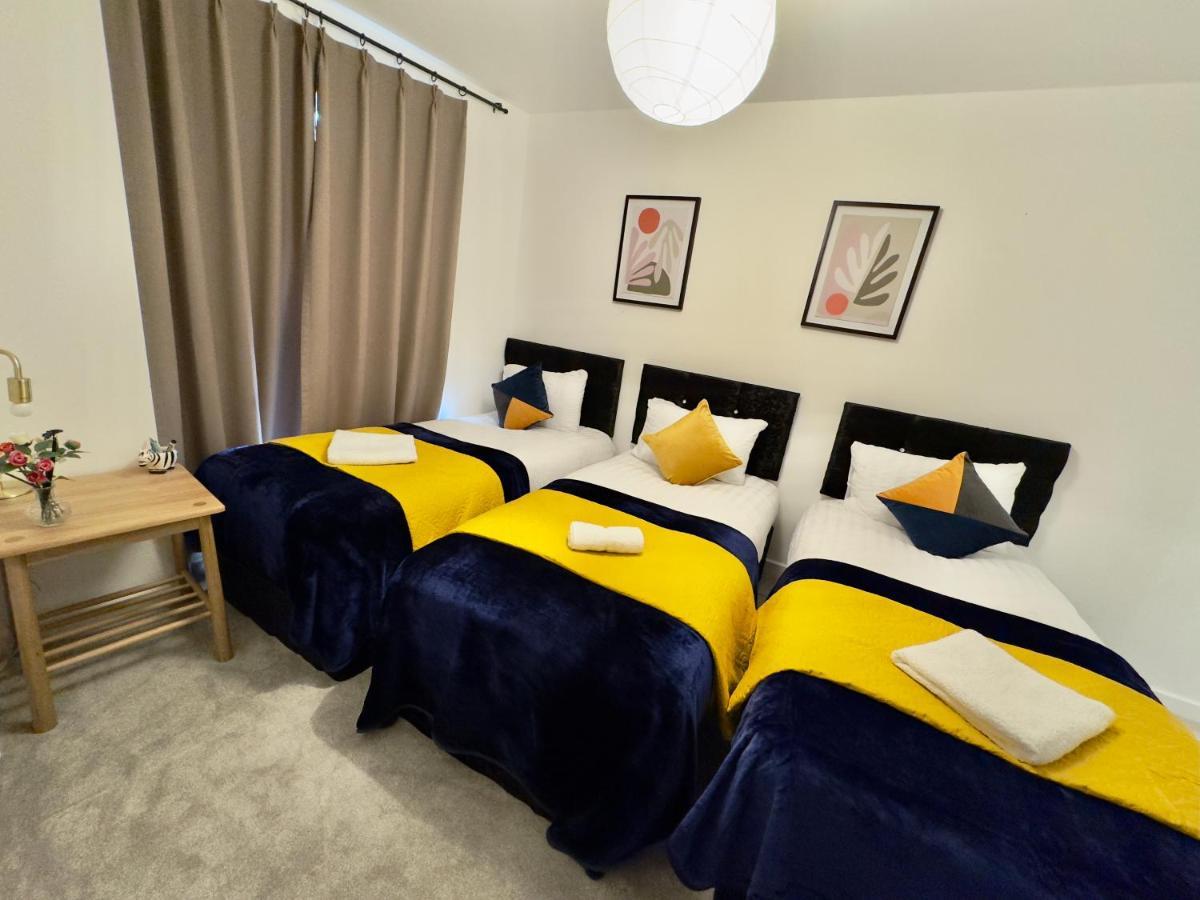 3Bedroom, 2Bathroom, Balcony,Luxury Flat Westfield London Bagian luar foto
