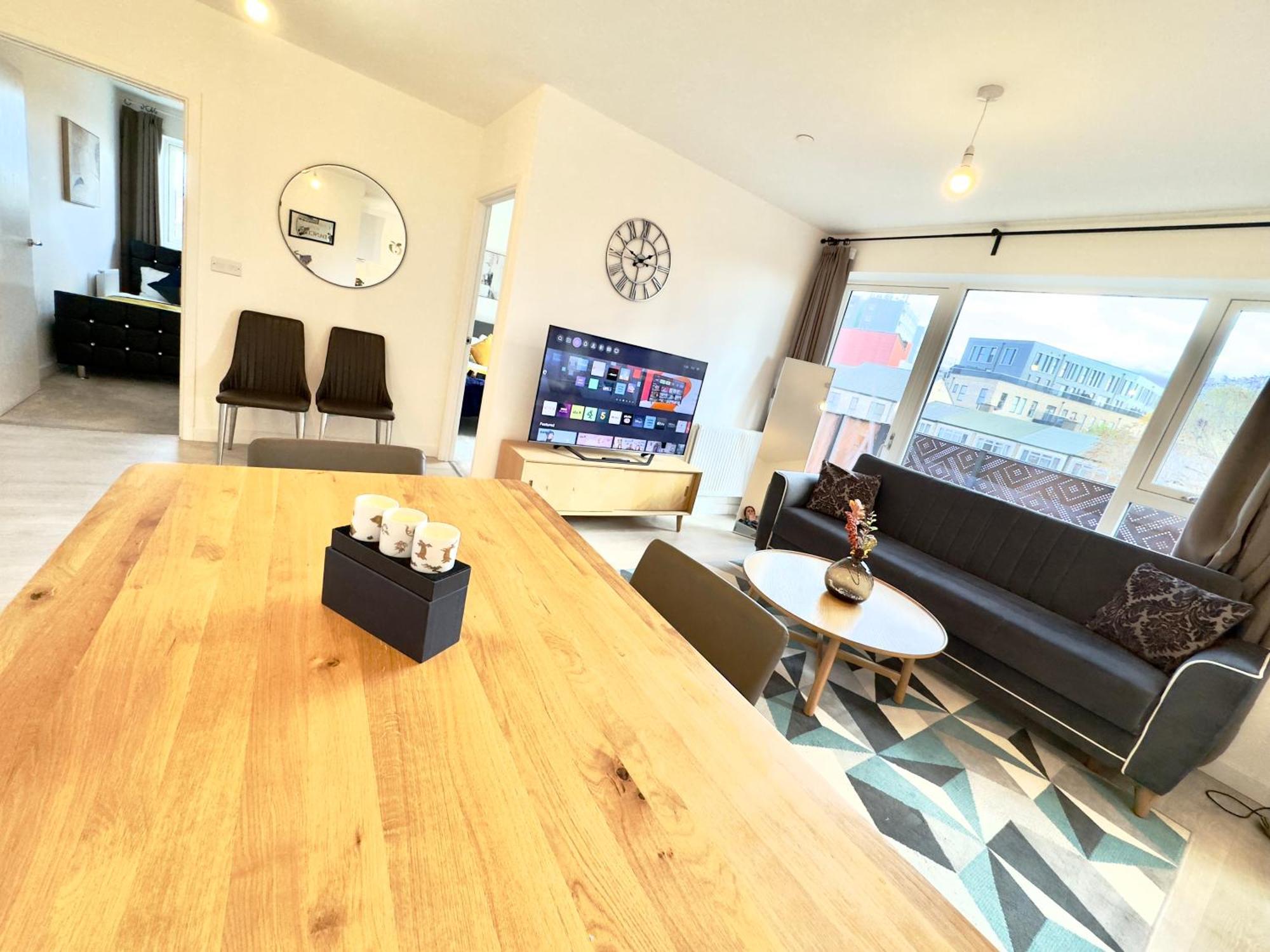 3Bedroom, 2Bathroom, Balcony,Luxury Flat Westfield London Bagian luar foto